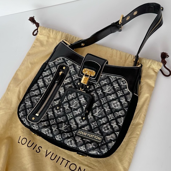 Louis Vuitton Limited Edition Monogram Quilted Black Denim Musette - Picture 12 of 12